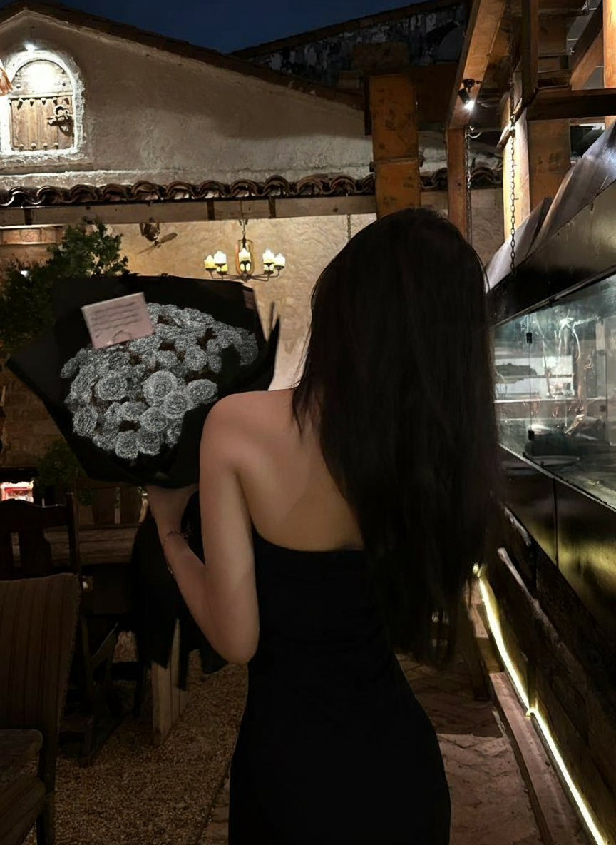 MOONLIT SILK - The Perfect Valentine’s Gift